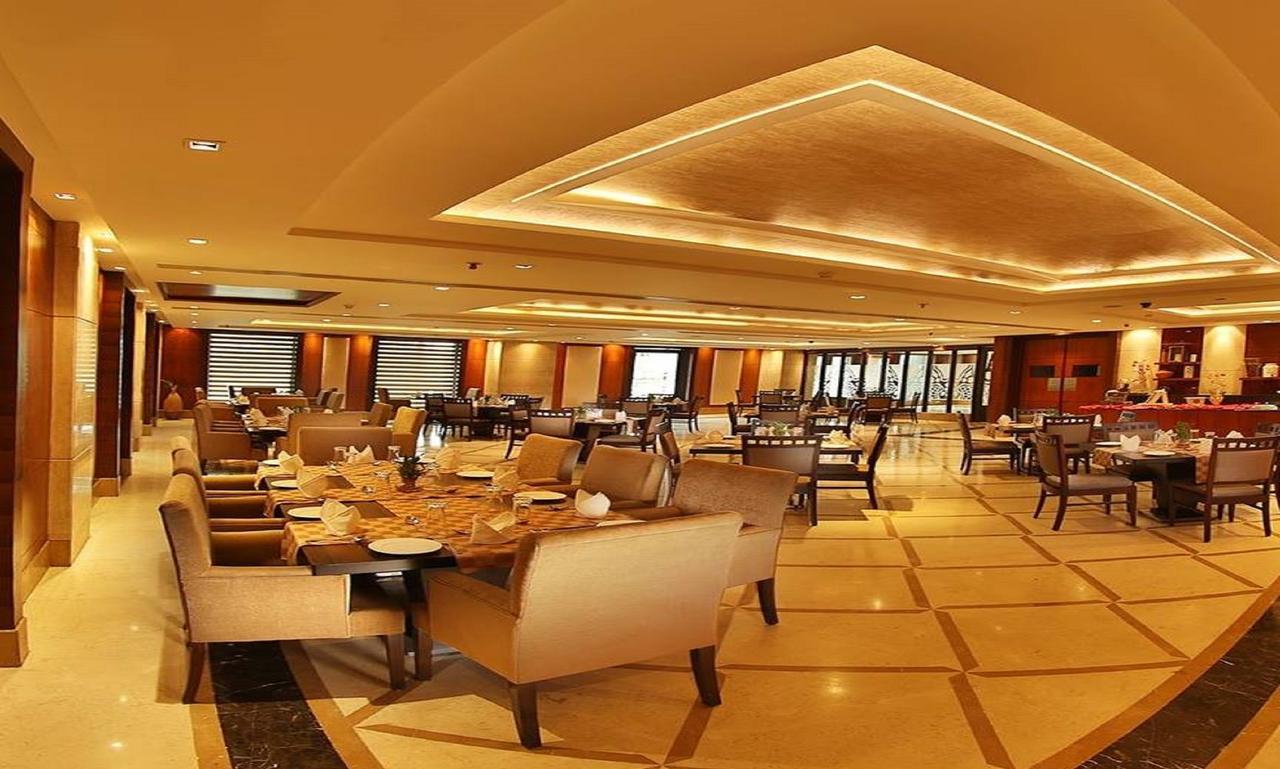 City Park Resort Bahādurgarh Extérieur photo