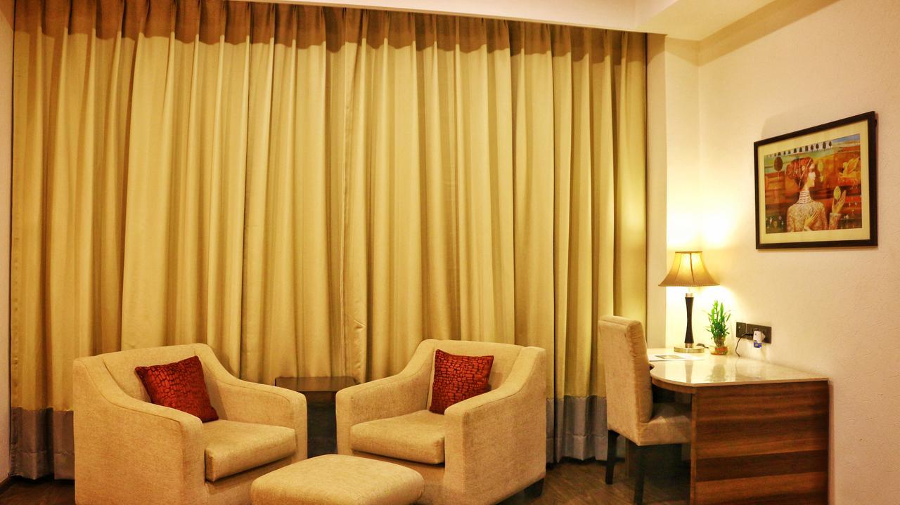 City Park Resort Bahādurgarh Extérieur photo