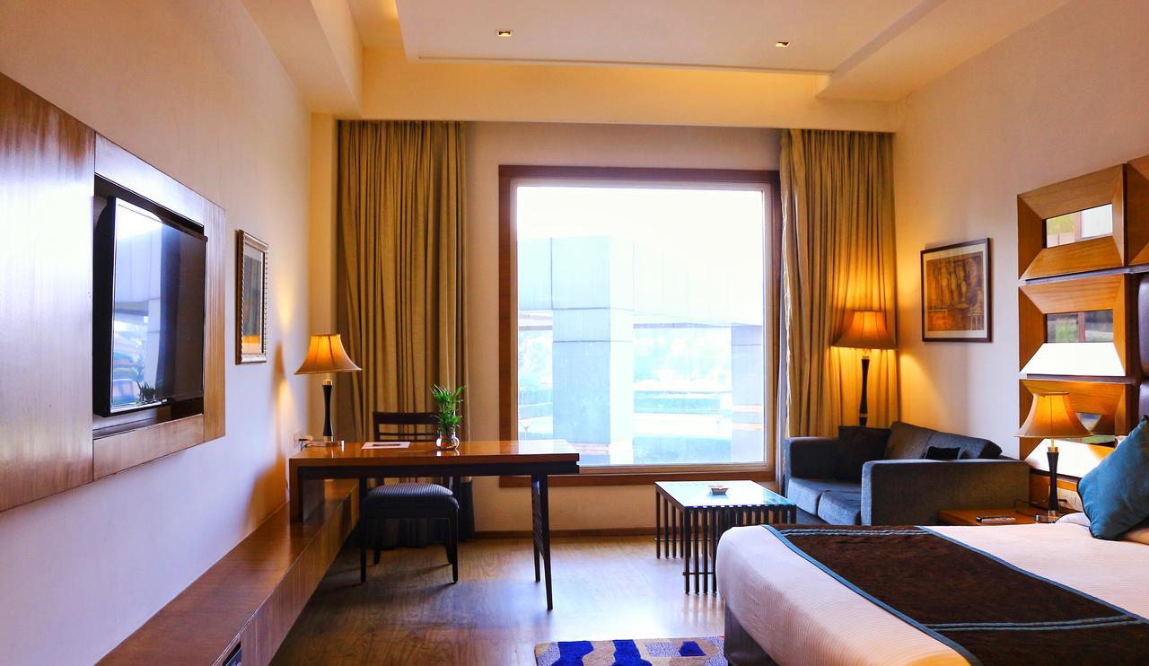 City Park Resort Bahādurgarh Extérieur photo