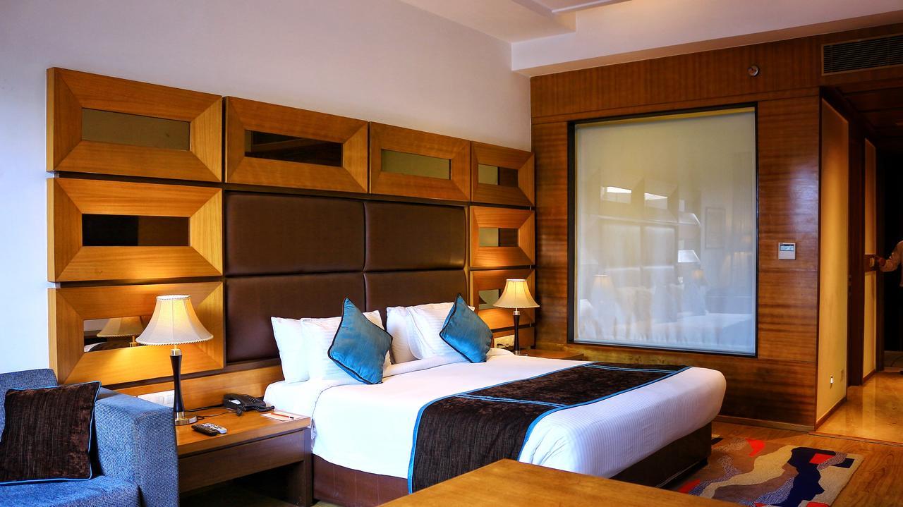 City Park Resort Bahādurgarh Extérieur photo